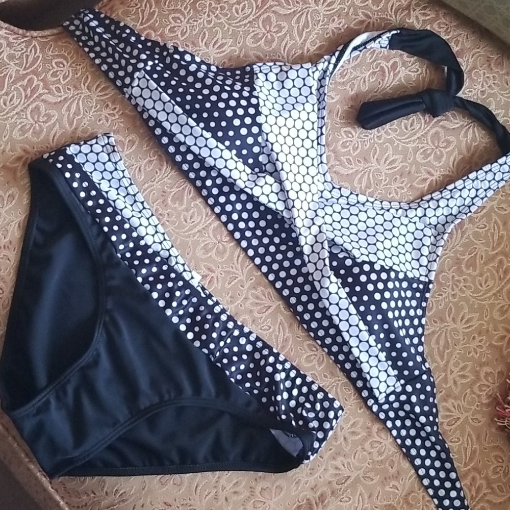 NWOT Black White Polka Dot Halter Bikini M